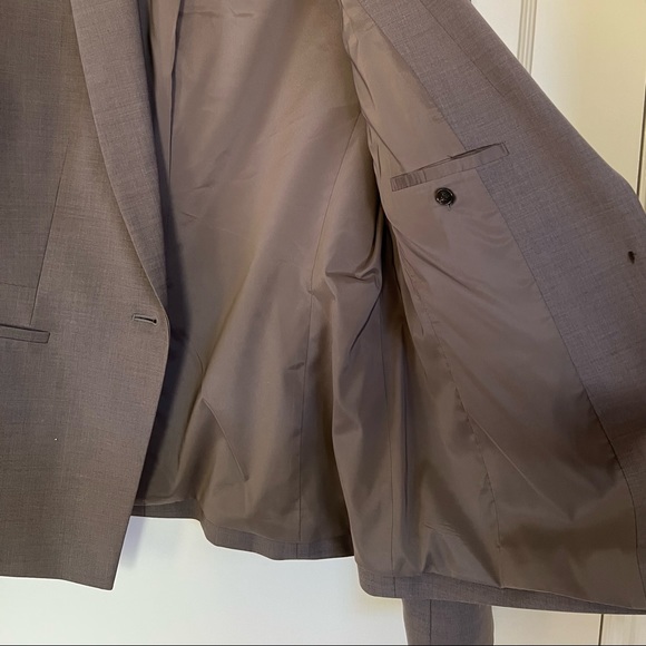 Ann Taylor Suit jacket, taupe, size 10 - Picture 5 of 5